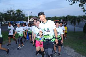 BIB: 1660
                            <button type="button" onclick="openModal(3628475)" class="btn btn-primary btn-sm float-right btn-popup" data-toggle="modal" data-target=".modal-high-quality">
                        <i class="fas fa-shopping-cart"></i> Add to Cart
                    </button>
                                            <button type="button" onclick="isThisMe(3628475, true)" class="btn btn-success btn-sm float-right btn-popup btn-isme hidden" data-toggle="tooltip" data-placement="bottom" title="นี่คือรูปของคุณใช่ไหม คลิกที่นี่เพื่อเอาเข้าอัลบั้ม">
                        <i class="fas fa-plus"></i> Add to album
                    </button>
                    <button type="button" onclick="isThisMe(3628475, false)" class="btn btn-warning btn-sm float-right btn-popup btn-isnotme hidden">
                        <i class="fas fa-ban"></i> Remove from album
                    </button>